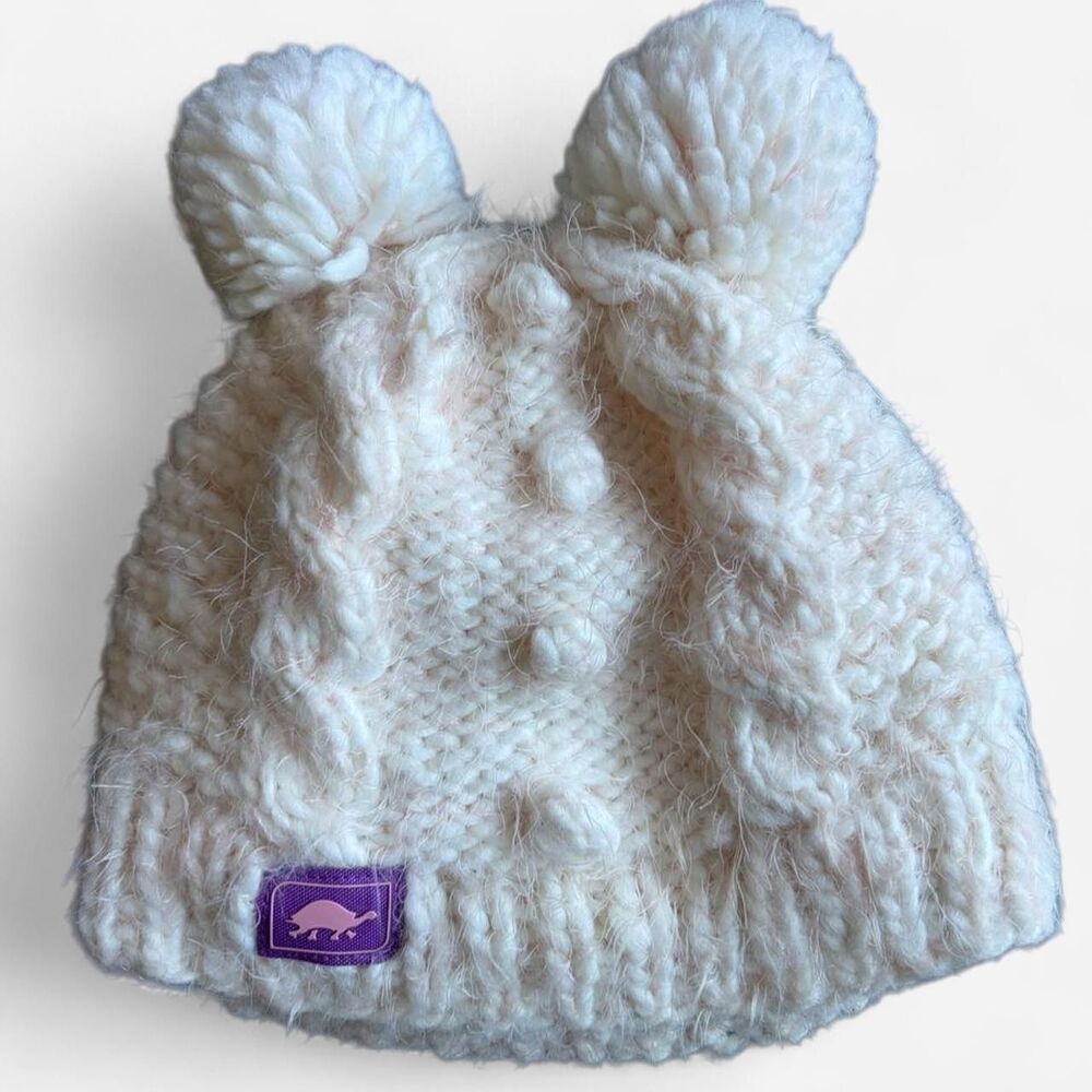 Turtle-fur Women's White and Cream Hat